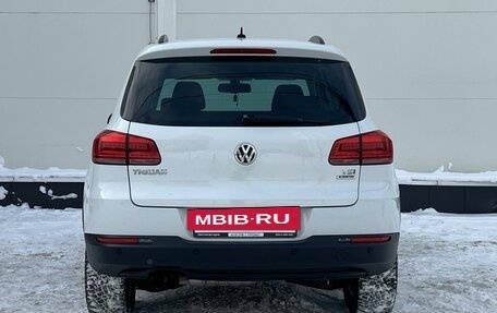 Volkswagen Tiguan I, 2015 год, 1 399 000 рублей, 6 фотография