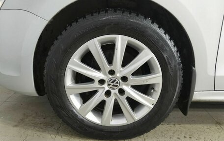 Volkswagen Jetta VI, 2013 год, 990 000 рублей, 13 фотография