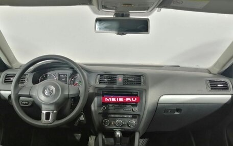 Volkswagen Jetta VI, 2013 год, 990 000 рублей, 15 фотография