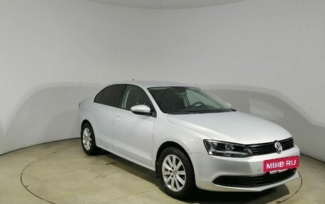 Volkswagen Jetta VI, 2013 год, 990 000 рублей, 6 фотография