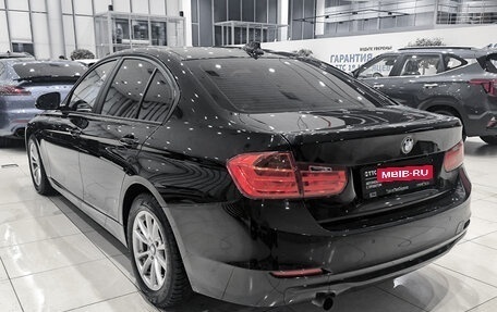 BMW 3 серия, 2015 год, 1 735 000 рублей, 11 фотография