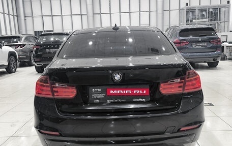 BMW 3 серия, 2015 год, 1 735 000 рублей, 10 фотография