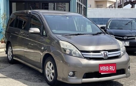 Toyota ISis I, 2017 год, 1 050 000 рублей, 5 фотография