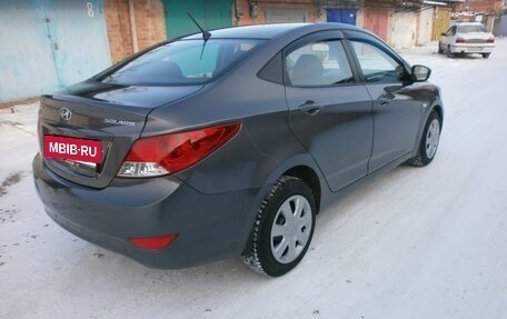 Hyundai Solaris II рестайлинг, 2011 год, 860 000 рублей, 6 фотография
