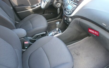 Hyundai Solaris II рестайлинг, 2011 год, 860 000 рублей, 18 фотография