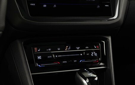 Volkswagen Tiguan II, 2019 год, 3 547 444 рублей, 19 фотография