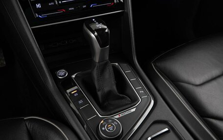 Volkswagen Tiguan II, 2019 год, 3 547 444 рублей, 22 фотография