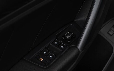 Volkswagen Tiguan II, 2019 год, 3 547 444 рублей, 20 фотография