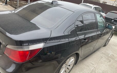 BMW 5 серия, 2004 год, 1 300 000 рублей, 4 фотография