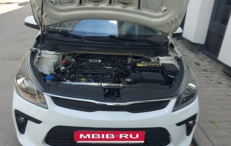 KIA Rio IV, 2017 год, 1 000 000 рублей, 8 фотография