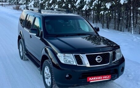 Nissan Pathfinder, 2012 год, 1 095 000 рублей, 2 фотография