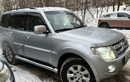 Mitsubishi Pajero IV, 2011 год, 1 700 000 рублей, 3 фотография