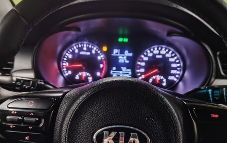 KIA Rio IV, 2018 год, 1 250 000 рублей, 5 фотография