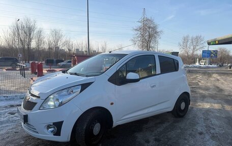Chevrolet Spark III, 2011 год, 635 000 рублей, 3 фотография