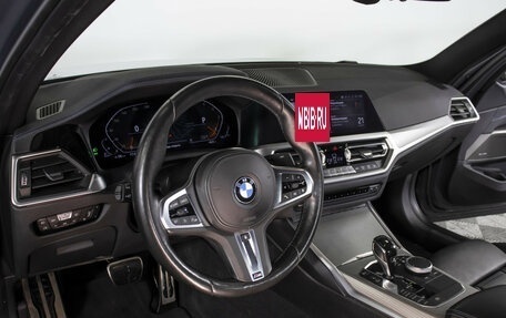 BMW 3 серия, 2020 год, 4 010 000 рублей, 13 фотография