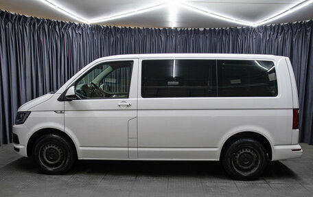 Volkswagen Caravelle T6 рестайлинг, 2019 год, 3 400 000 рублей, 8 фотография