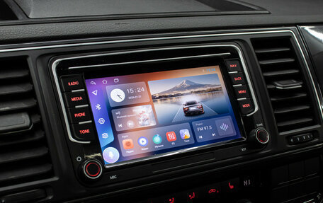 Volkswagen Caravelle T6 рестайлинг, 2019 год, 3 400 000 рублей, 18 фотография