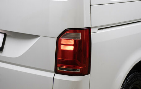 Volkswagen Caravelle T6 рестайлинг, 2019 год, 3 400 000 рублей, 21 фотография