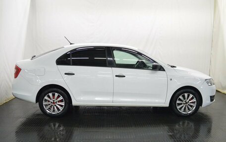 Skoda Rapid I, 2017 год, 705 000 рублей, 4 фотография