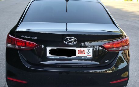 Hyundai Solaris II рестайлинг, 2018 год, 1 350 000 рублей, 2 фотография