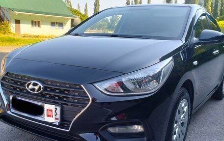 Hyundai Solaris II рестайлинг, 2018 год, 1 350 000 рублей, 6 фотография