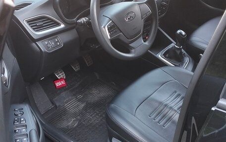 Hyundai Solaris II рестайлинг, 2018 год, 1 350 000 рублей, 9 фотография