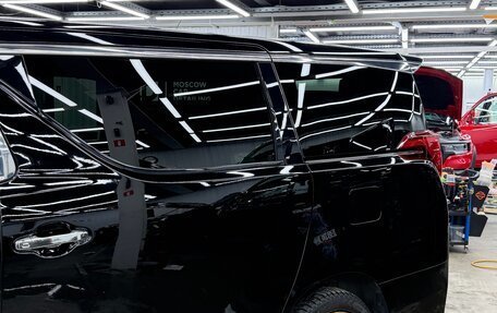 Toyota Alphard III, 2019 год, 4 550 000 рублей, 20 фотография