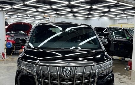 Toyota Alphard III, 2019 год, 4 550 000 рублей, 22 фотография