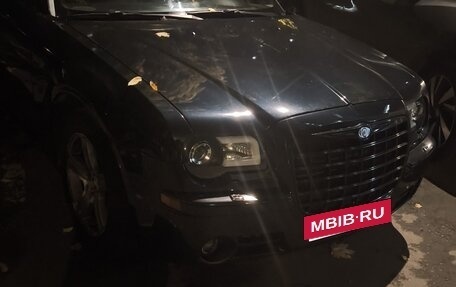 Chrysler 300C II, 2005 год, 1 100 000 рублей, 4 фотография