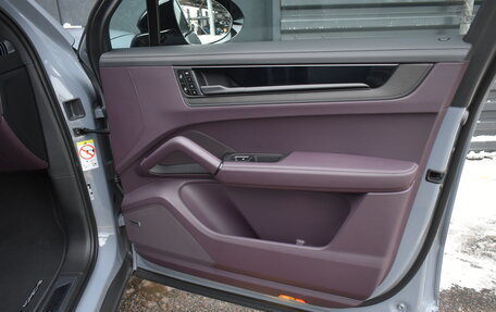 Porsche Cayenne III, 2025 год, 19 900 000 рублей, 25 фотография