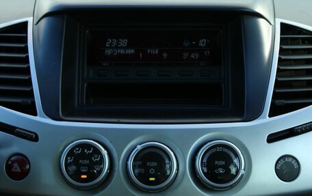 Mitsubishi L200 IV рестайлинг, 2012 год, 1 490 000 рублей, 17 фотография