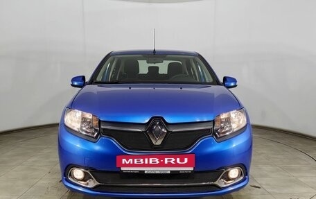 Renault Logan II, 2015 год, 960 000 рублей, 2 фотография