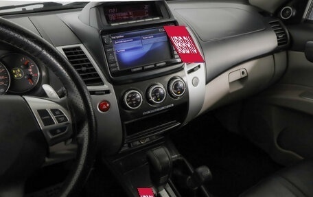 Mitsubishi Pajero Sport II рестайлинг, 2015 год, 1 949 000 рублей, 17 фотография