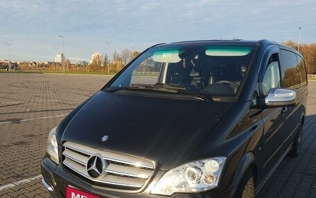 Mercedes-Benz Viano, 2011 год, 2 450 000 рублей, 1 фотография