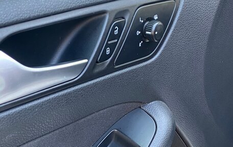 Volkswagen Jetta VI, 2012 год, 880 000 рублей, 5 фотография