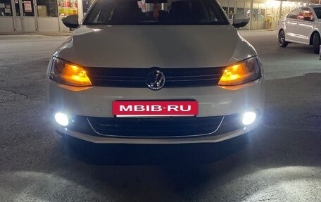 Volkswagen Jetta VI, 2012 год, 880 000 рублей, 8 фотография