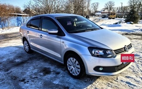 Volkswagen Polo VI (EU Market), 2011 год, 700 000 рублей, 7 фотография