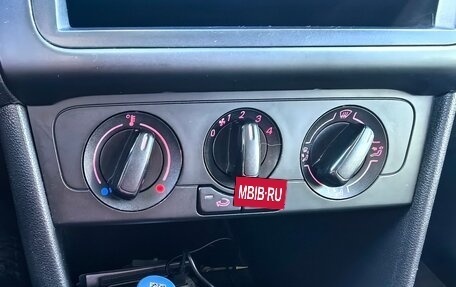 Volkswagen Polo VI (EU Market), 2011 год, 700 000 рублей, 15 фотография