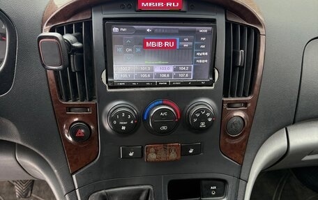 Hyundai Grand Starex Grand Starex I рестайлинг 2, 2009 год, 950 000 рублей, 8 фотография