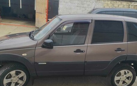 Chevrolet Niva I рестайлинг, 2014 год, 600 000 рублей, 3 фотография