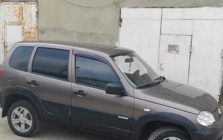 Chevrolet Niva I рестайлинг, 2014 год, 600 000 рублей, 2 фотография