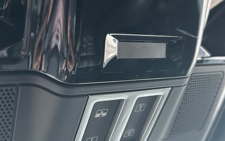 Land Rover Range Rover IV рестайлинг, 2013 год, 4 620 000 рублей, 21 фотография