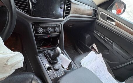 Volkswagen Atlas I, 2019 год, 1 100 000 рублей, 18 фотография