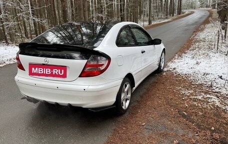 Mercedes-Benz C-Класс, 2004 год, 650 000 рублей, 6 фотография