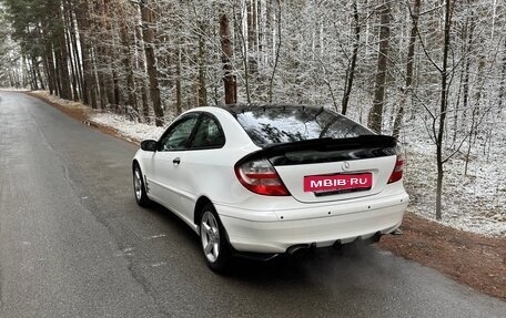 Mercedes-Benz C-Класс, 2004 год, 650 000 рублей, 5 фотография