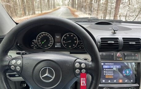 Mercedes-Benz C-Класс, 2004 год, 650 000 рублей, 8 фотография