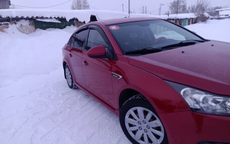 Chevrolet Cruze II, 2011 год, 705 000 рублей, 3 фотография