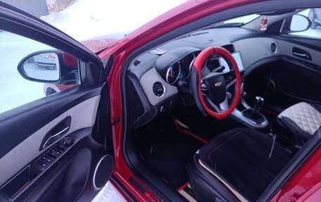 Chevrolet Cruze II, 2011 год, 705 000 рублей, 10 фотография