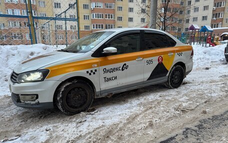 Volkswagen Polo VI (EU Market), 2018 год, 550 000 рублей, 2 фотография