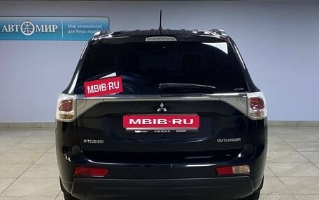 Mitsubishi Outlander III рестайлинг 3, 2012 год, 1 412 000 рублей, 6 фотография